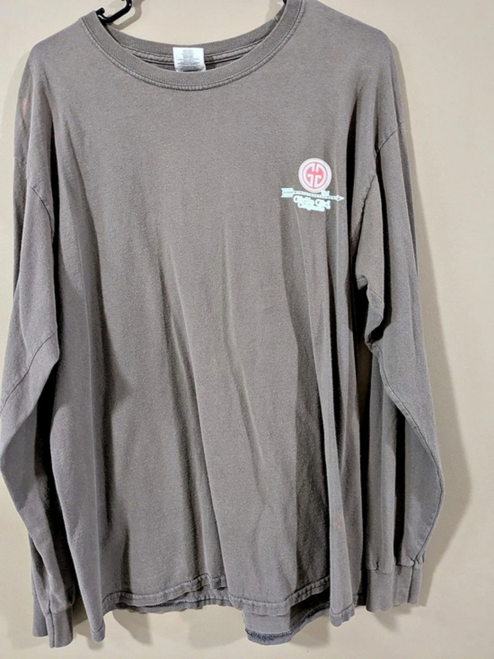 Gildan Graphic Long Sleeve Shirt Gray Size Large